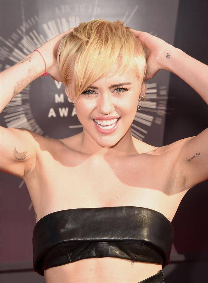 我相信你至少穿过三个牌子以上！全球最牛的10个鞋子品牌排行榜(图42)